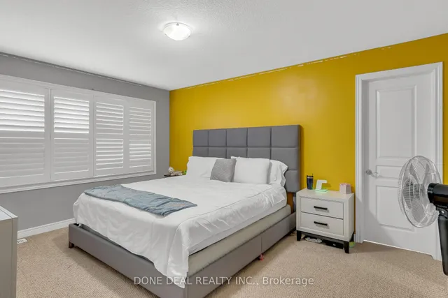 Additional image 11 of 109 Showcase Dr