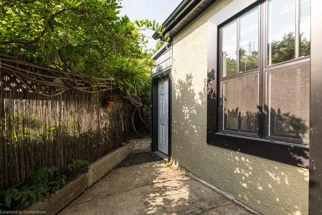 Additional image 44 of 55 Wood St