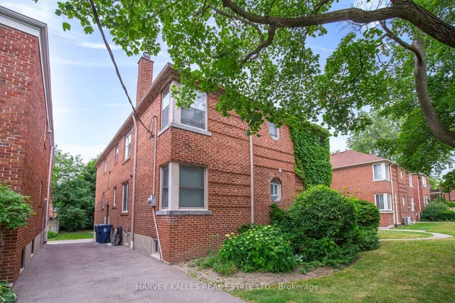 Additional image 36 of 15 Warwick Ave Unit 3