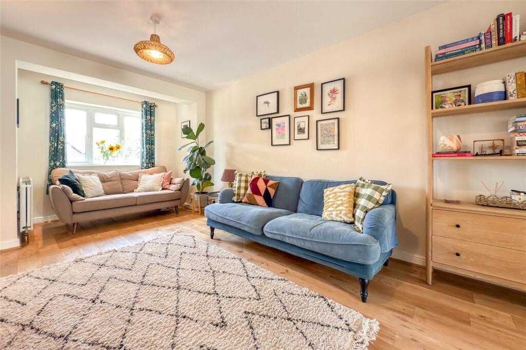 Additional image 18 of Marshalls Way, Wheathampstead, Hertfordshire, AL4