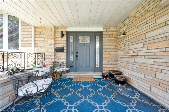 Additional image 3 of 34 Strathcona Cres