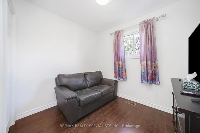 Additional image 16 of 38 Ellis Dr