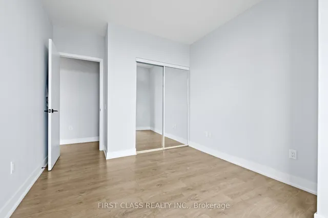 Additional image 29 of 60 George Butchart Dr Unit 107