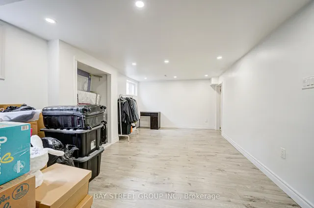 Additional image 41 of 64 Rakewood Cres