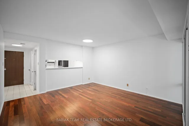 Additional image 9 of 711 Bay St Unit 1613