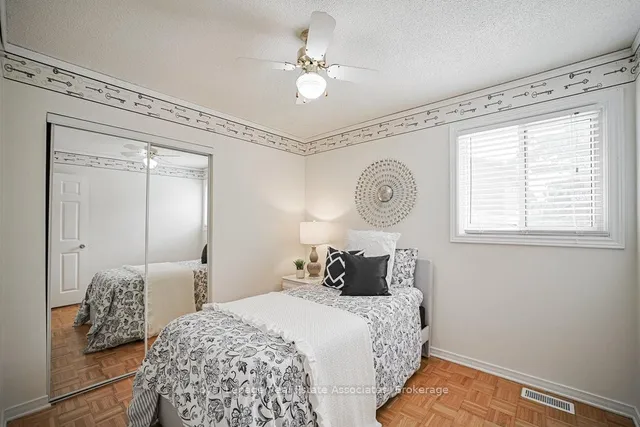 房产图片 24 - 3143 Michael Cres