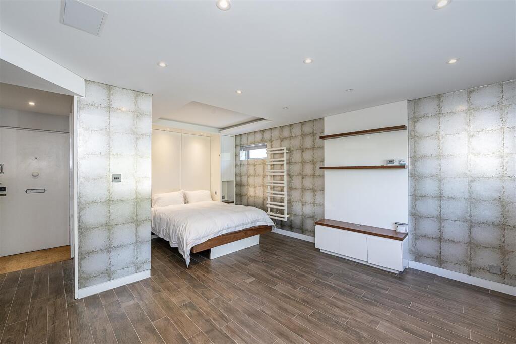 Additional image 5 of Cravells Road, Harpenden