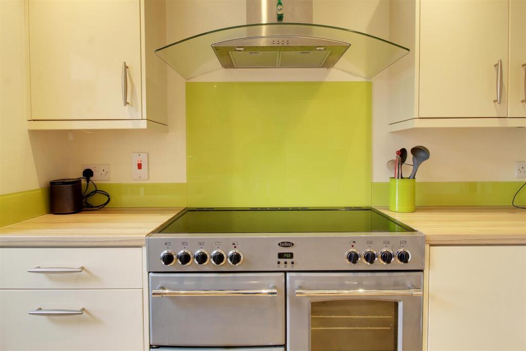 Additional image 16 of 33 Welham Manor, Welham Green