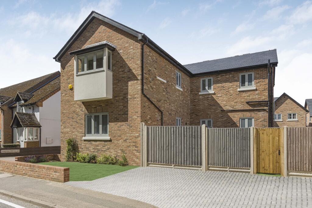 Property image for Frogmore, St Albans, Herts, AL2 2LP