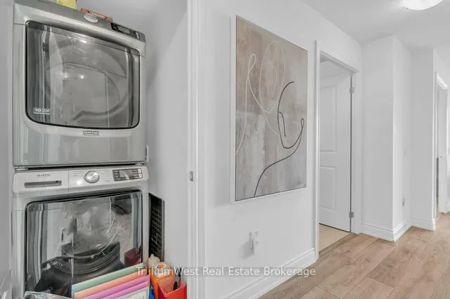 Additional image 24 of 1050 Main St Unit 1004