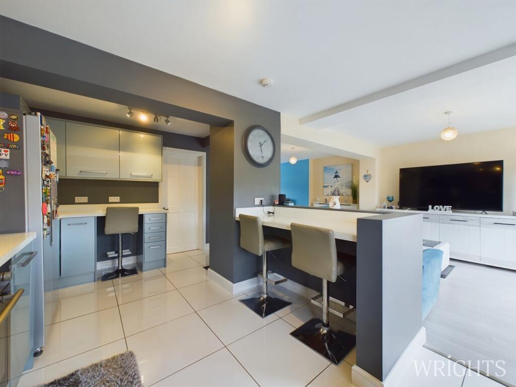 Additional image 12 of West Mead, Welwyn Garden City, AL7