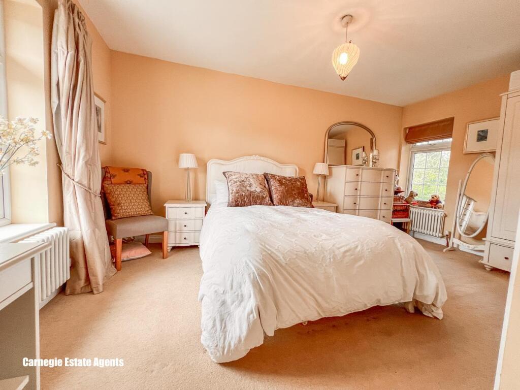 Additional image 4 of Valley Road, Welwyn Garden City