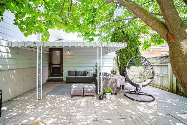 房产图片 34 - 3143 Michael Cres