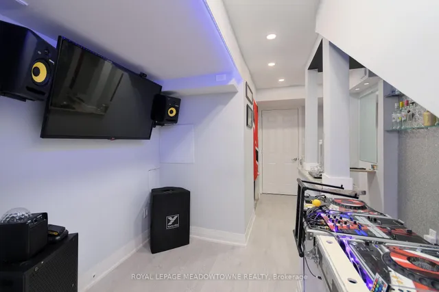 Additional image 40 of 21 Labrish Rd