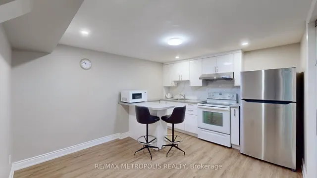 Additional image 35 of 65 Alhart Dr