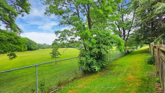 房产图片 38 - 22 Tandridge Cres 单元 812