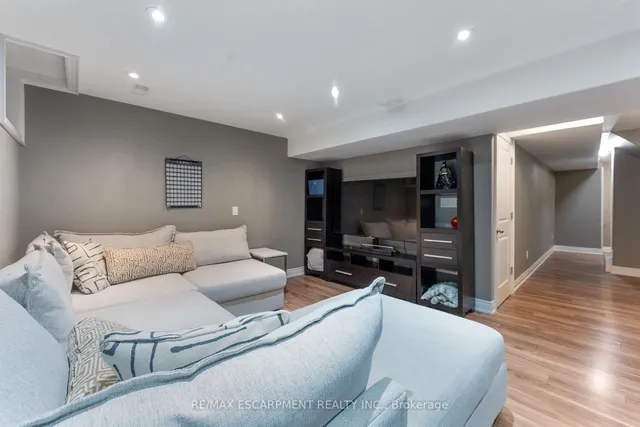 Additional image 22 of 57 Sexton Cres