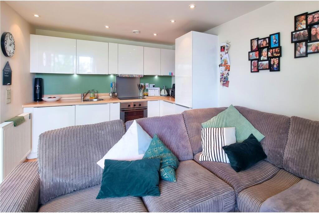 Additional image 20 of Newsom Place, St. Albans, AL1