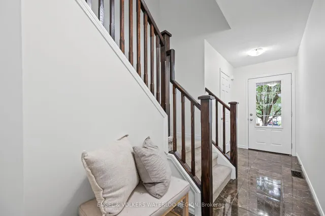 Additional image 5 of 6 Upper Mercer St Unit D16