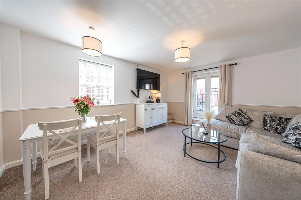 Additional image 4 of Horseshoe Crescent, Birmingham, West Midlands, B43