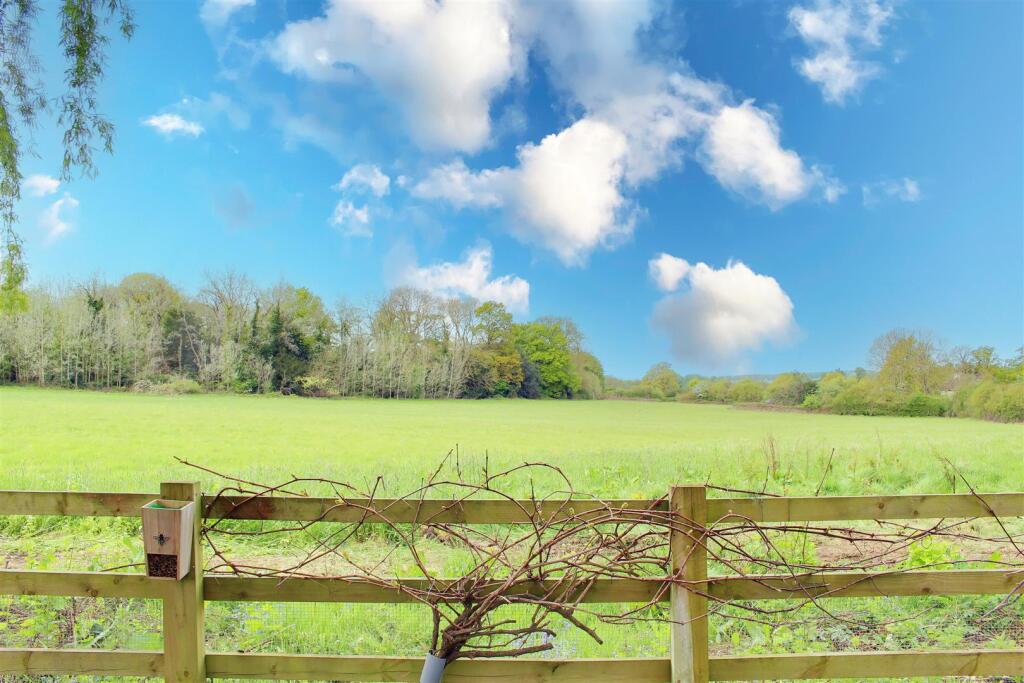 Additional image 31 of Bell Lane, Brookmans Park