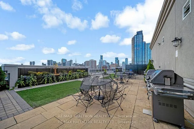 Additional image 10 of 225 Wellesley St Unit 709