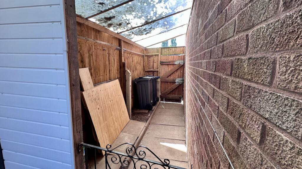 Additional image 12 of Halladale, Kings Norton, B38