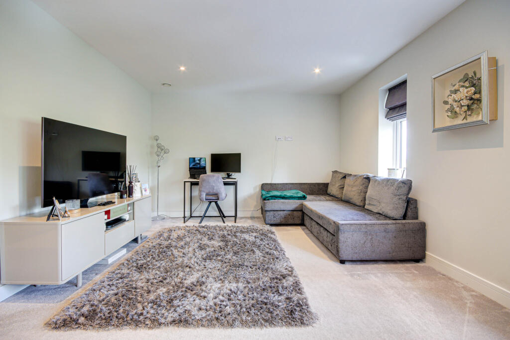 Additional image 2 of Cross Way, Harpenden, Hertfordshire, AL5