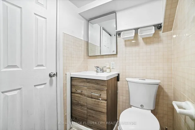 房产图片 47 - 167 SHOREHAM Dr