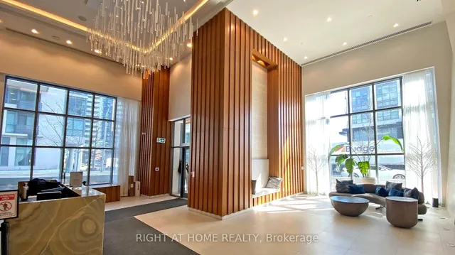 房产图片 2 - 70 Annie Craig Dr 单元 2703