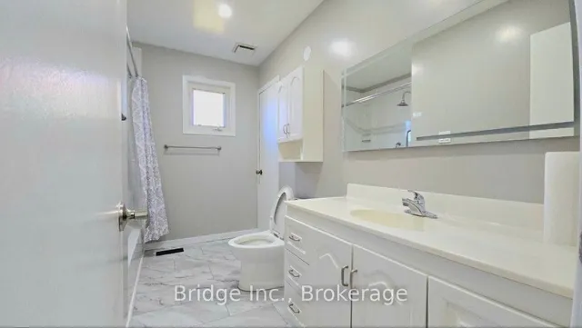 Additional image 3 of 1 Hedgeson Crt