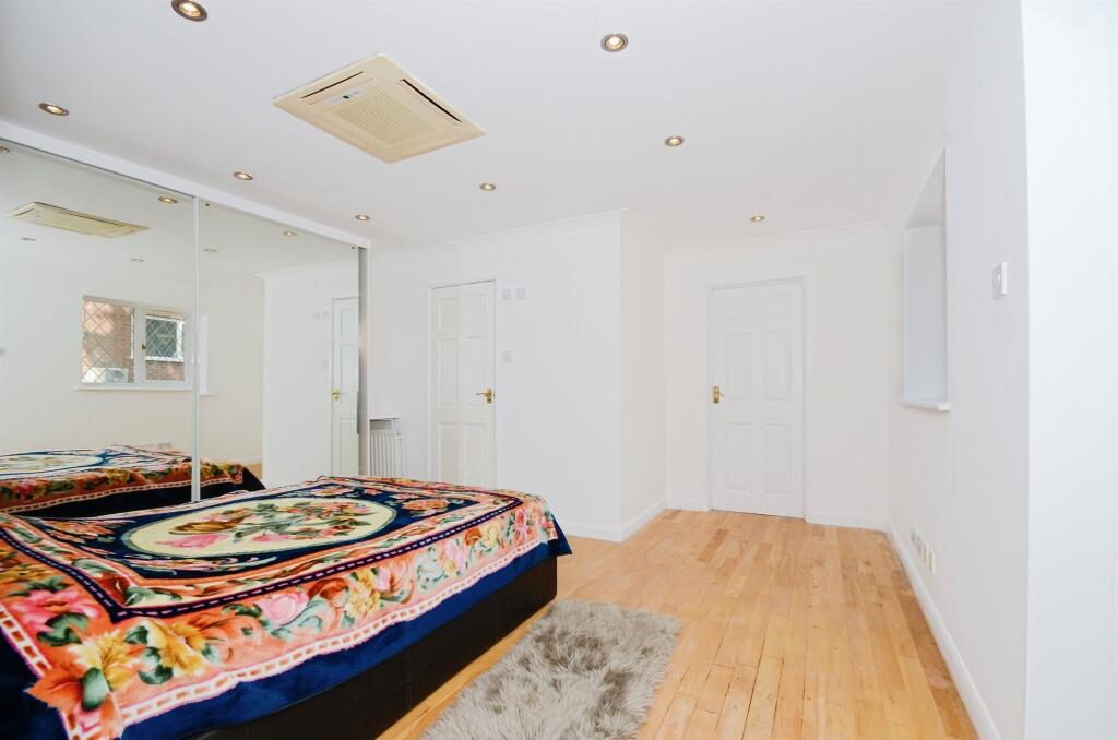 Additional image 31 of Hicks Road, Markyate, St. Albans