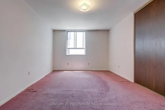 Additional image 15 of 5 Massey Sq Unit 2009