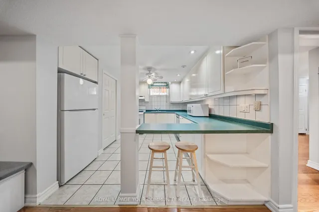 Additional image 35 of 103 Summitcrest Dr