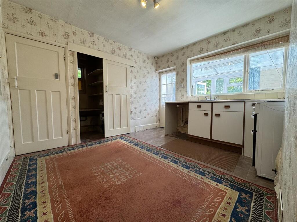 Additional image 6 of Gainsborough Crescent, Great Barr, Birmingham