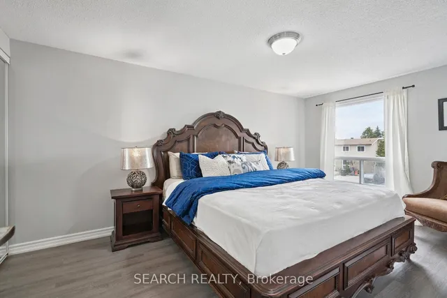 Additional image 20 of 15 Hector Crt