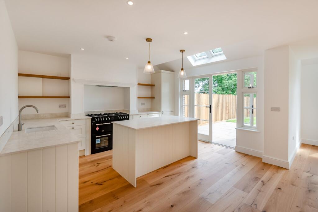 Additional image 4 of Beeson End Cottages, Beeson End Lane, Harpenden, Hertfordshire