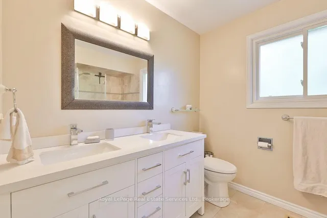 房产图片 32 - 1343 格罗斯文诺街