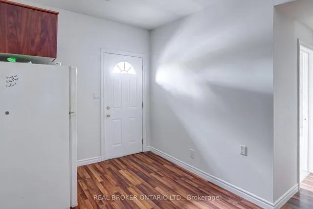 Additional image 25 of 55 Young St