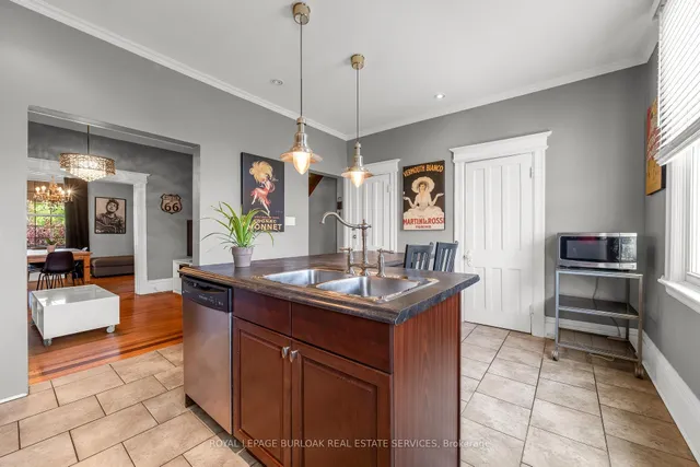 Additional image 11 of 187 Victoria Ave