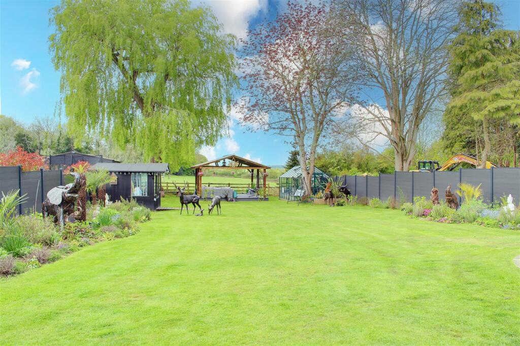 Additional image 29 of Bell Lane, Brookmans Park