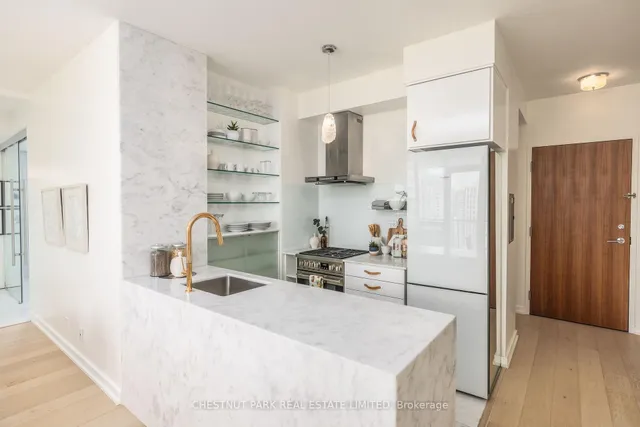 Additional image 9 of 33 Lombard St Unit 2106