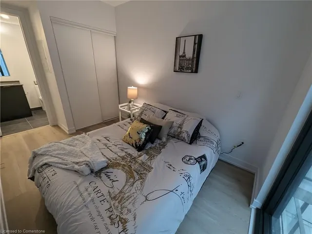 Additional image 20 of 1 Jarvis St Unit 518