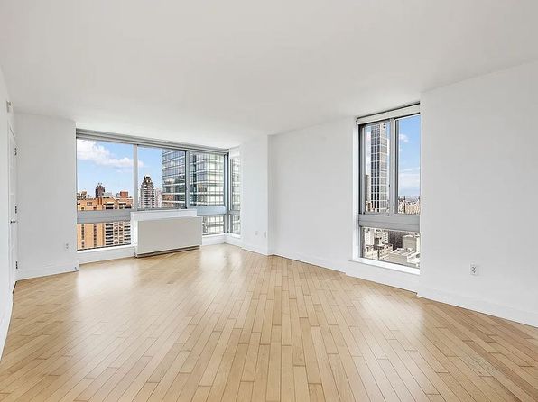 235 E 55th St APT 40A, New York, NY 10022