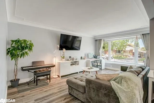 Additional image 4 of 42 Terrace Dr