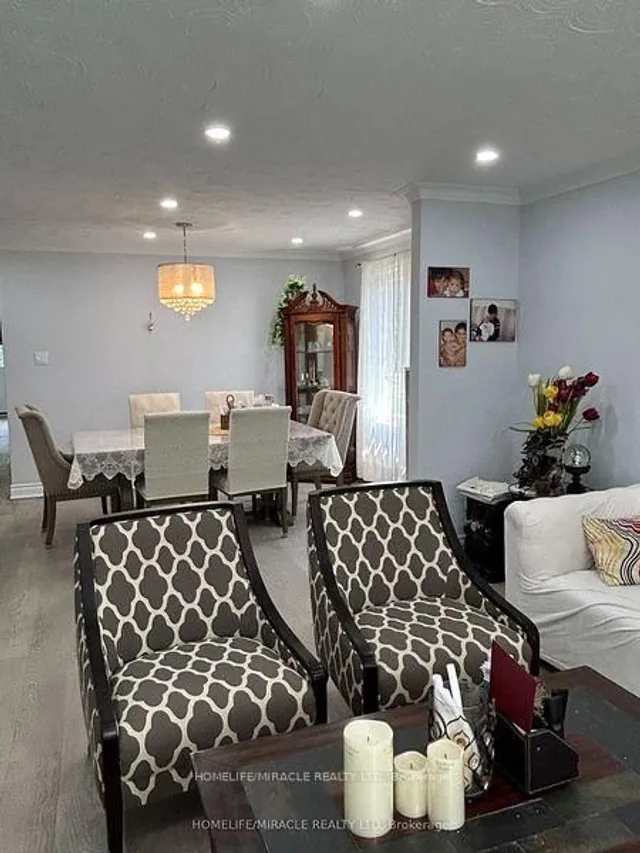 Additional image 5 of 17 Montvale Dr