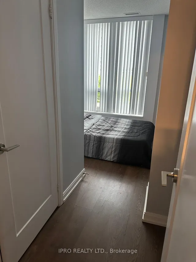 Additional image 9 of 255 Village Green Sq Unit 204