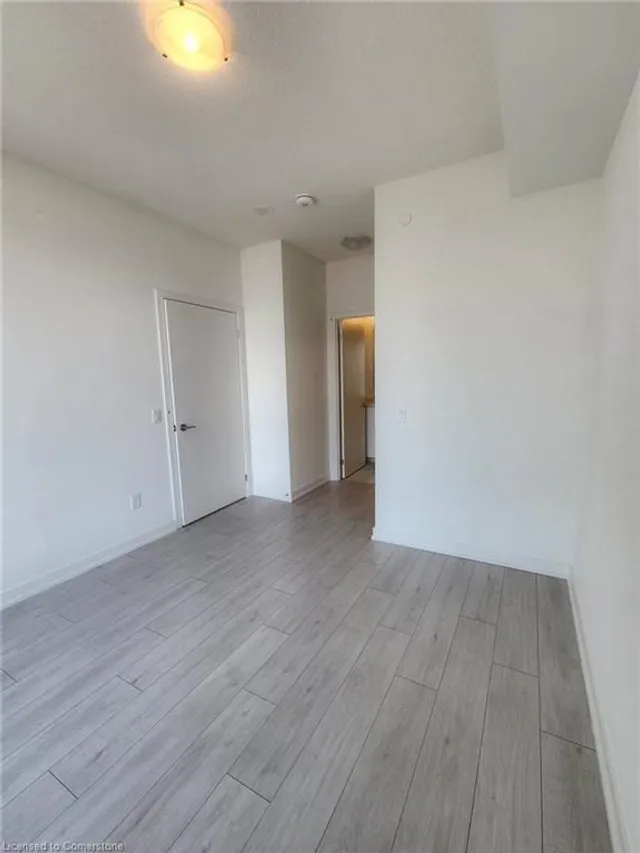 Additional image 16 of 55 Duke St Unit 1001