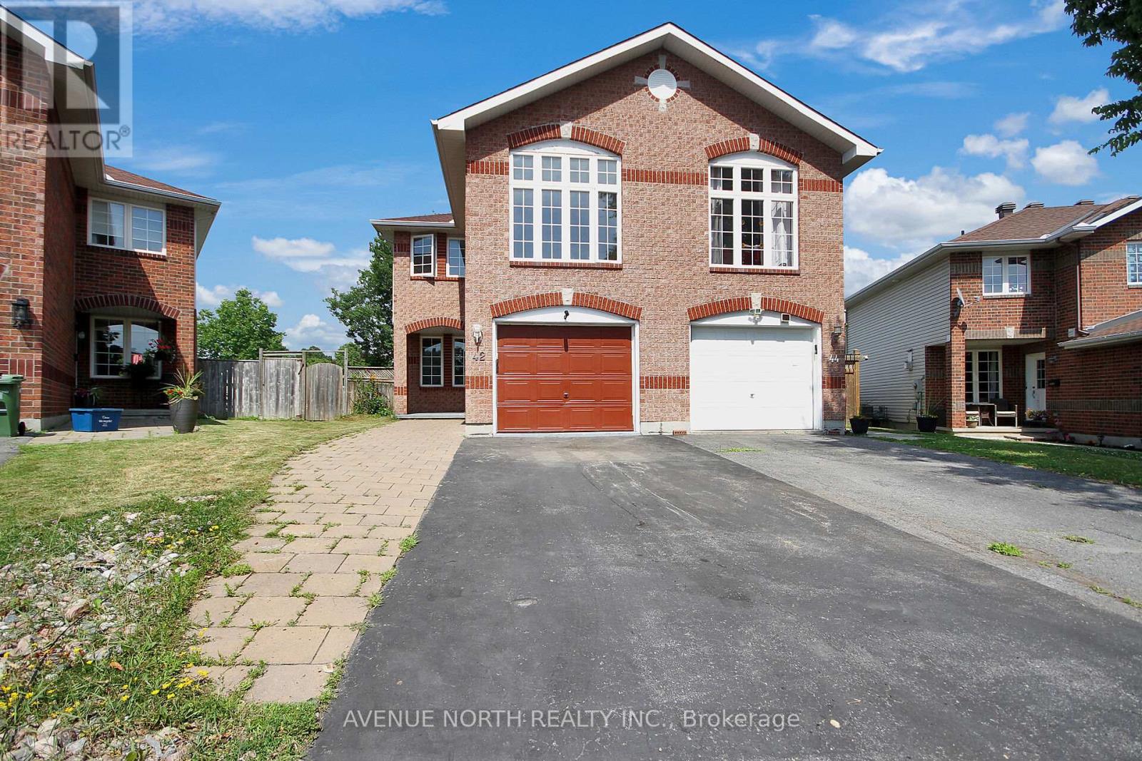 42 SPLINTER CRESCENT|Ottawa, Ontario K2B1B2