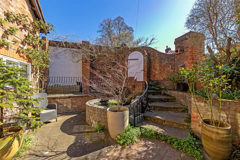 Additional image 23 of Fishpool Street, St. Albans